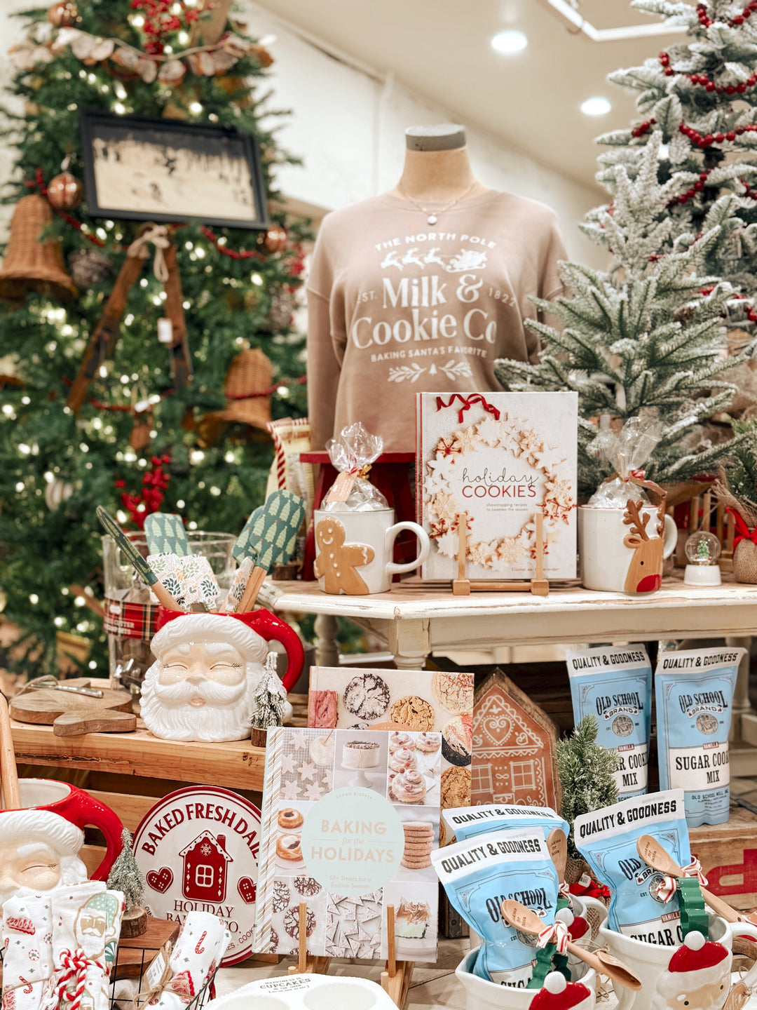 Jingle & Mingle 2024: A Festive Day of Shopping, Sips & Holiday Magic at Mulberry Market Co.