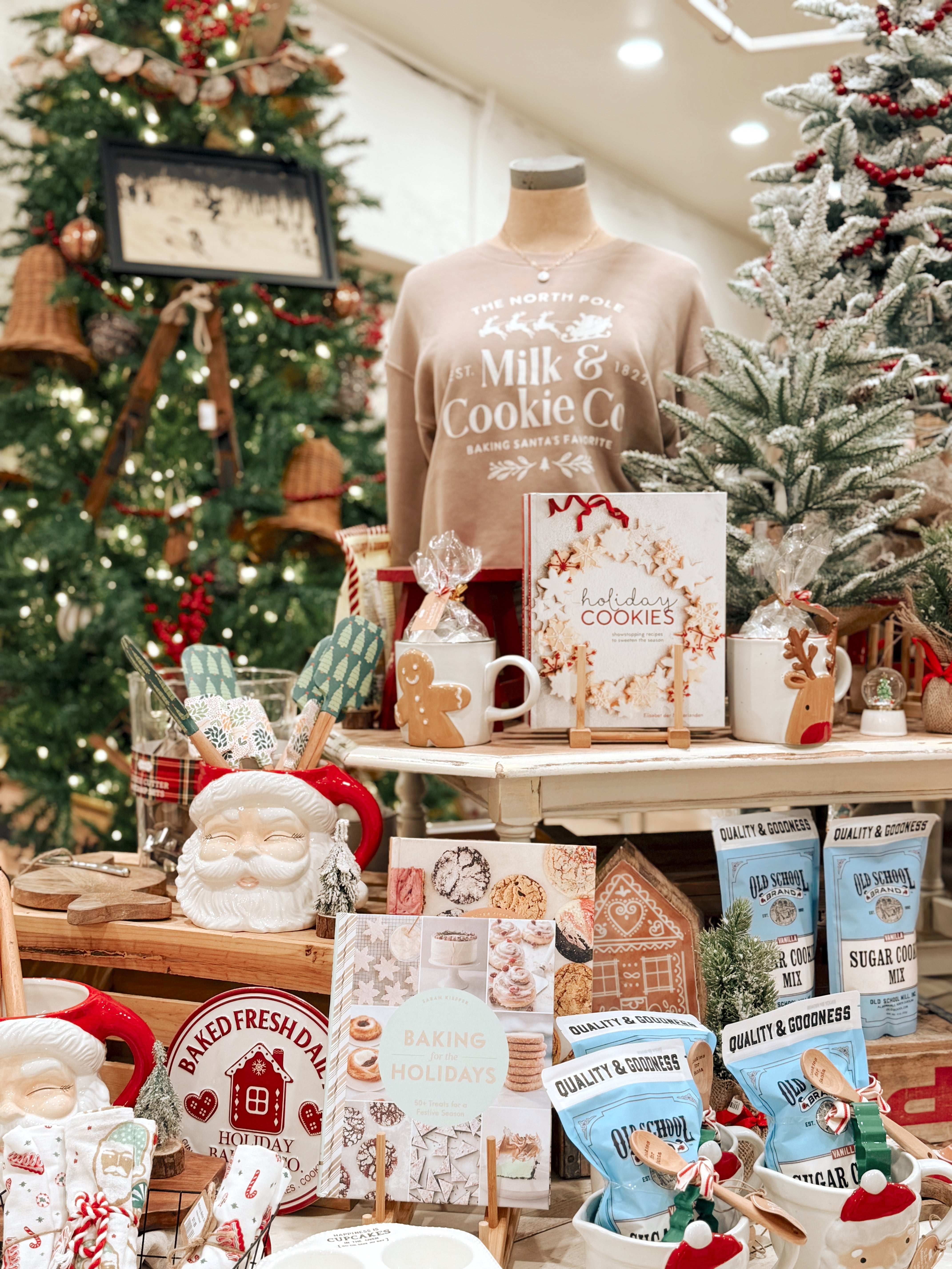Jingle & Mingle 2024: A Festive Day of Shopping, Sips & Holiday Magic at Mulberry Market Co.