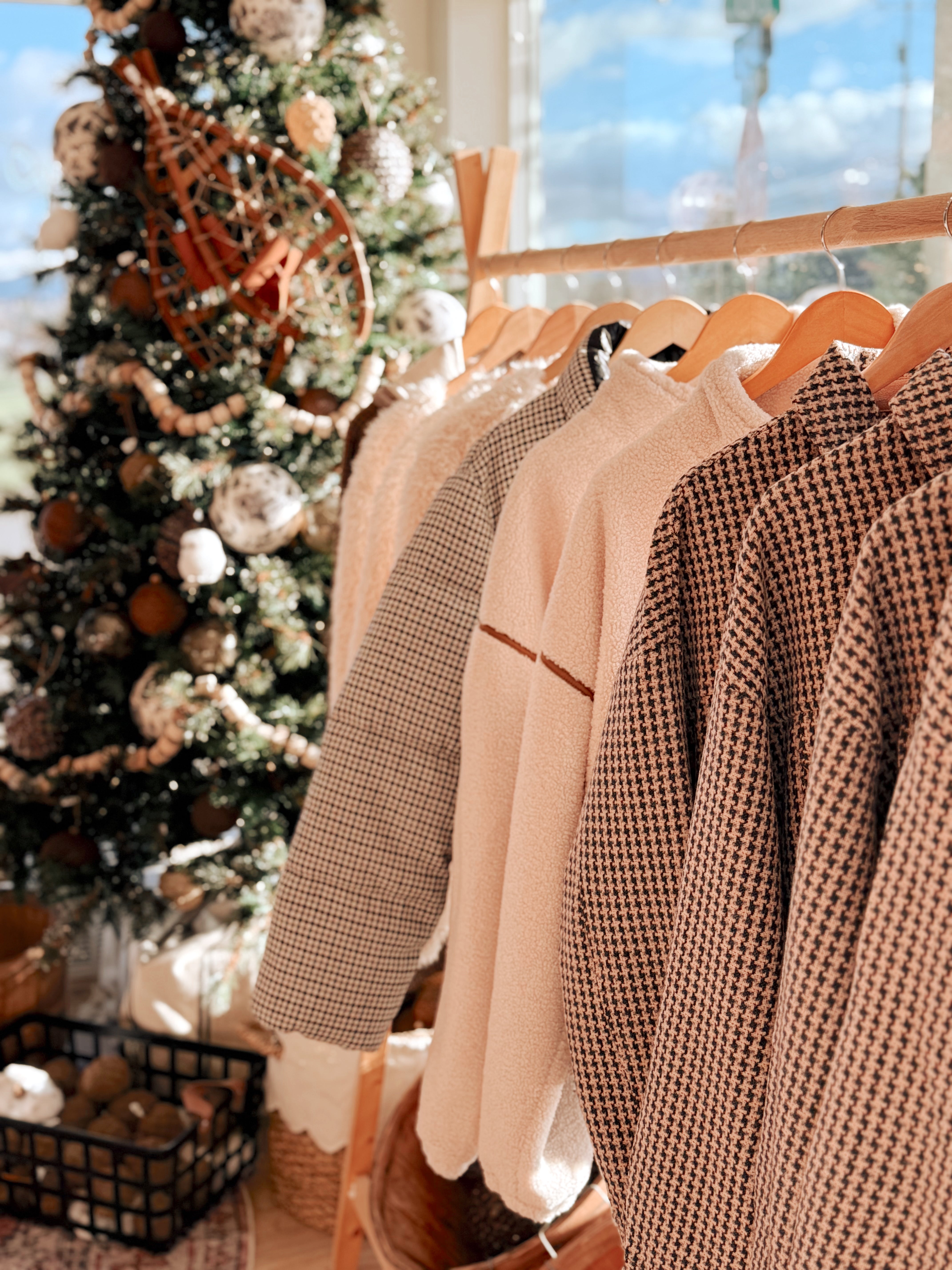 A Sweet + Simple Christmas Week Survival Guide