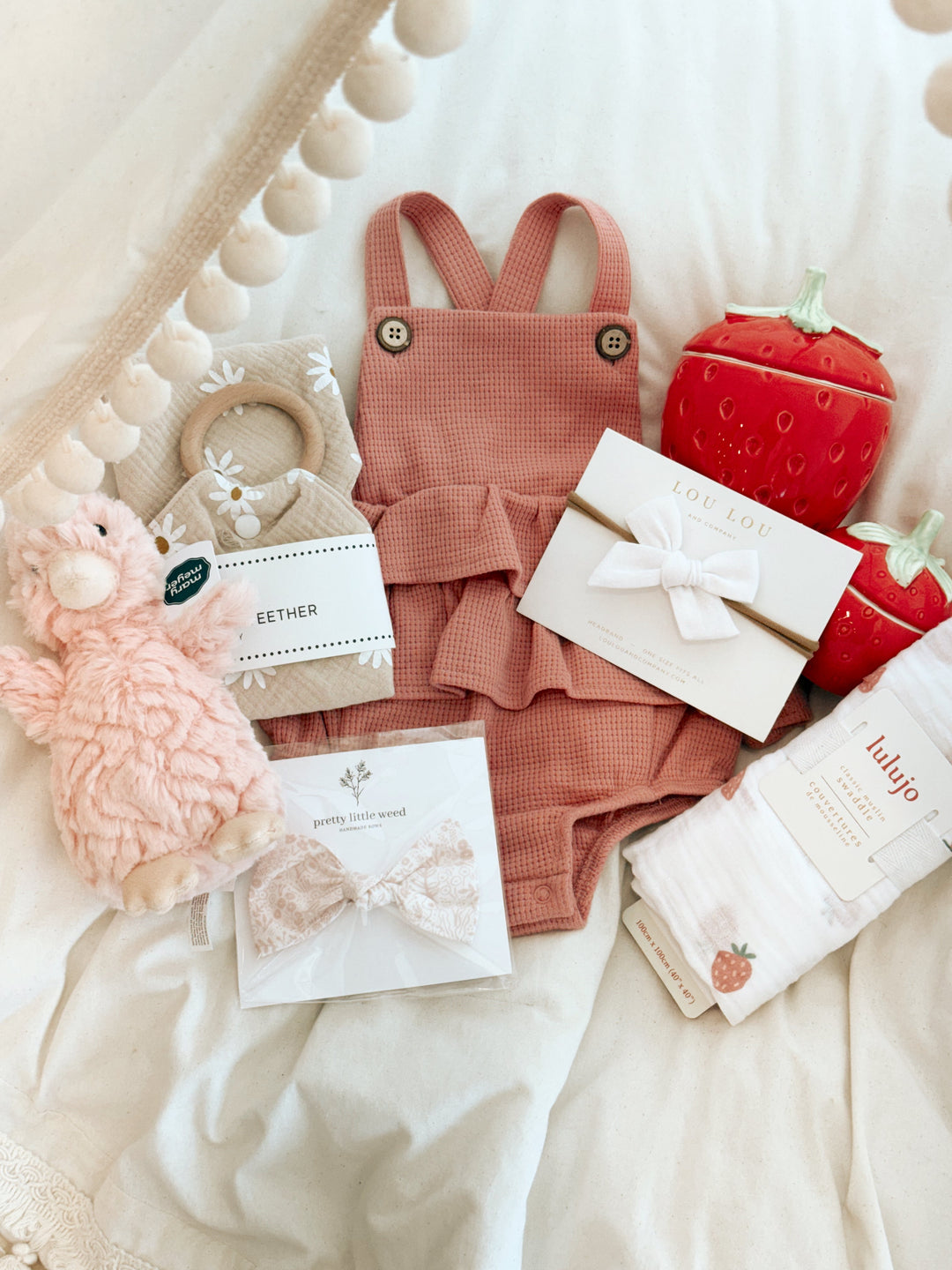 What to Gift for Baby Showers: One Stop Shopping Made Simple (and Extra Cute!)
