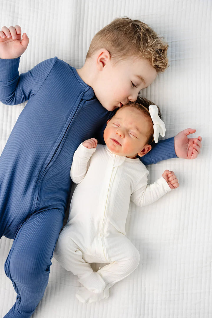 Harrison Ribbed Zipper Footies